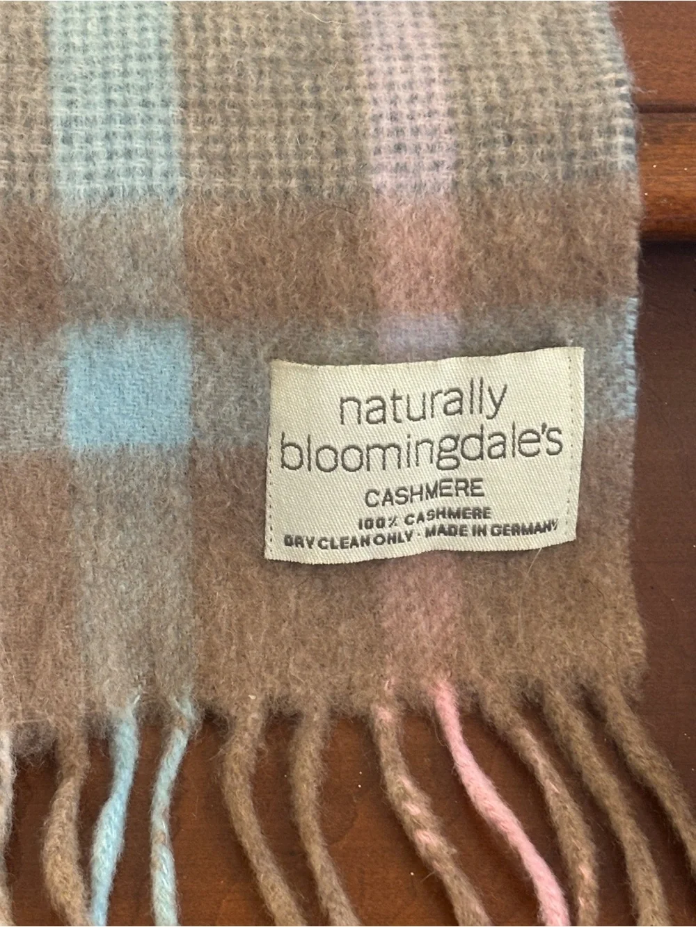 Naturally Bloomingdale’s 100% Cashmere Plaid Fringe Scarf Made in Germany